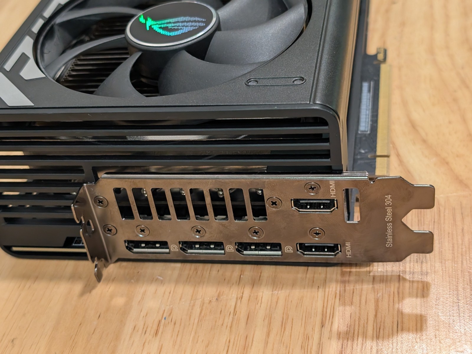 BH OFFER ASUS ROG Strix GeForc - Rtx 4090 24Gb Graphics Card のレビューと価格